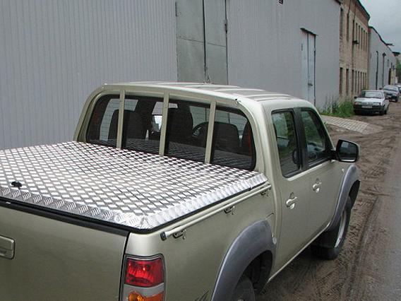 Обшивка багажника пикапа рифленым алюминиевым листом